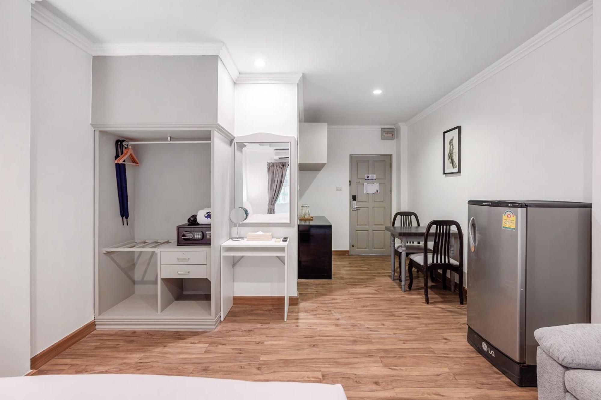 Kokotel Pattaya North Beach ภายนอก รูปภาพ