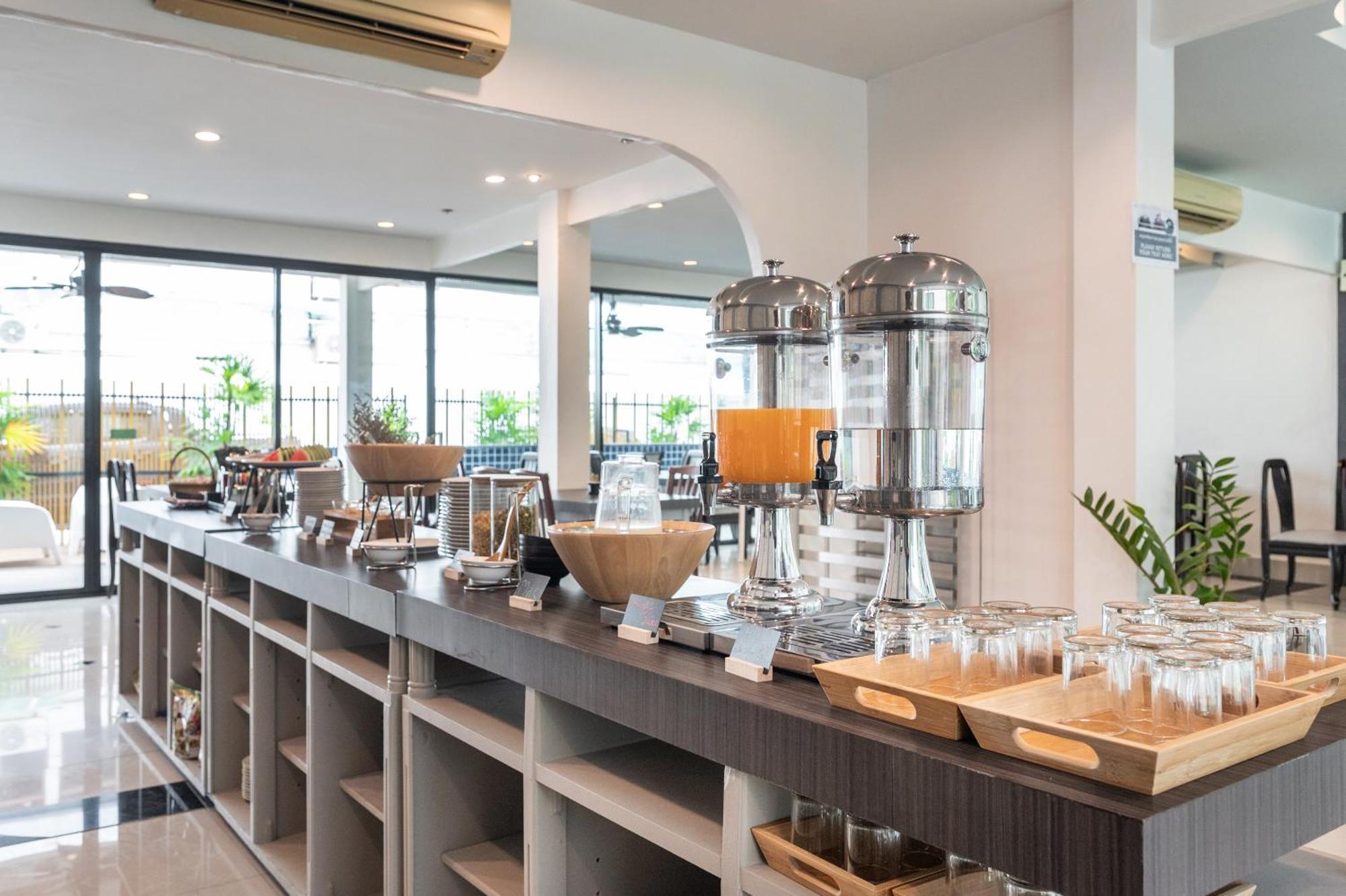 Kokotel Pattaya North Beach ภายนอก รูปภาพ